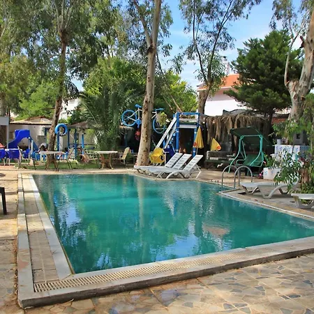 Urkmez Deniz Apart Bed and Breakfast *