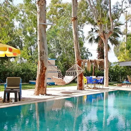 Bed and Breakfast Urkmez Deniz Apart *