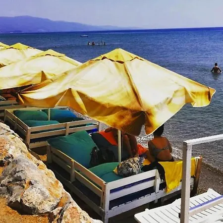 Urkmez Deniz Apart Bed and Breakfast Seferihisar
