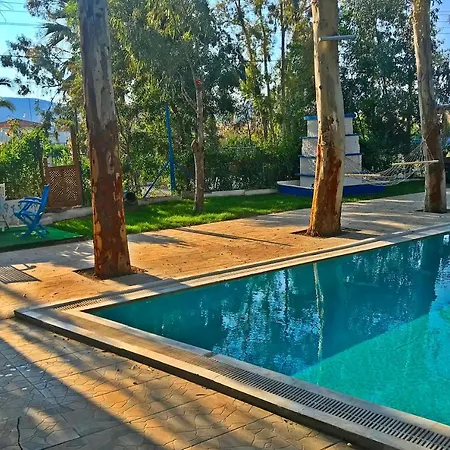 Urkmez Deniz Apart Bed and Breakfast
