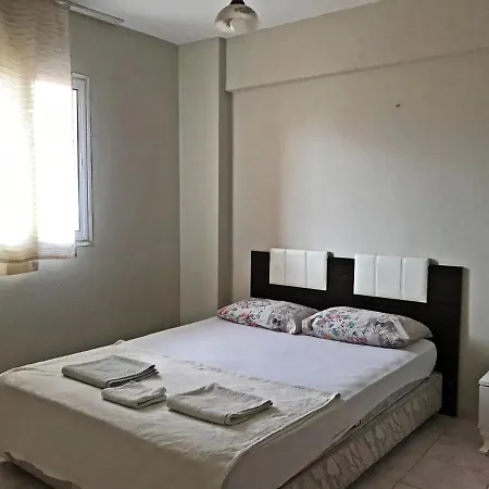 Urkmez Deniz Apart Bed and Breakfast